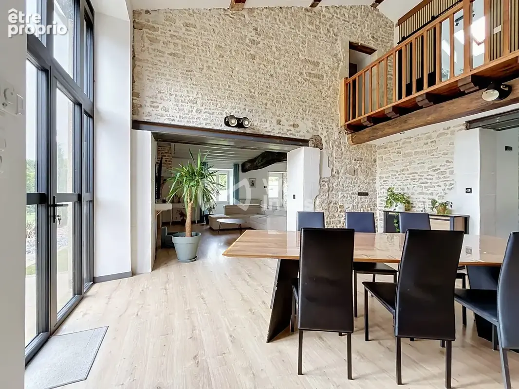Maison 4 pièces 157 m² à vendre à Aigonnay (79370) - photo 6
