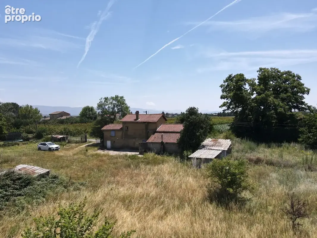 Corps de ferme à rénover intégralement sur 8 586 m2 de terrain - photo 4