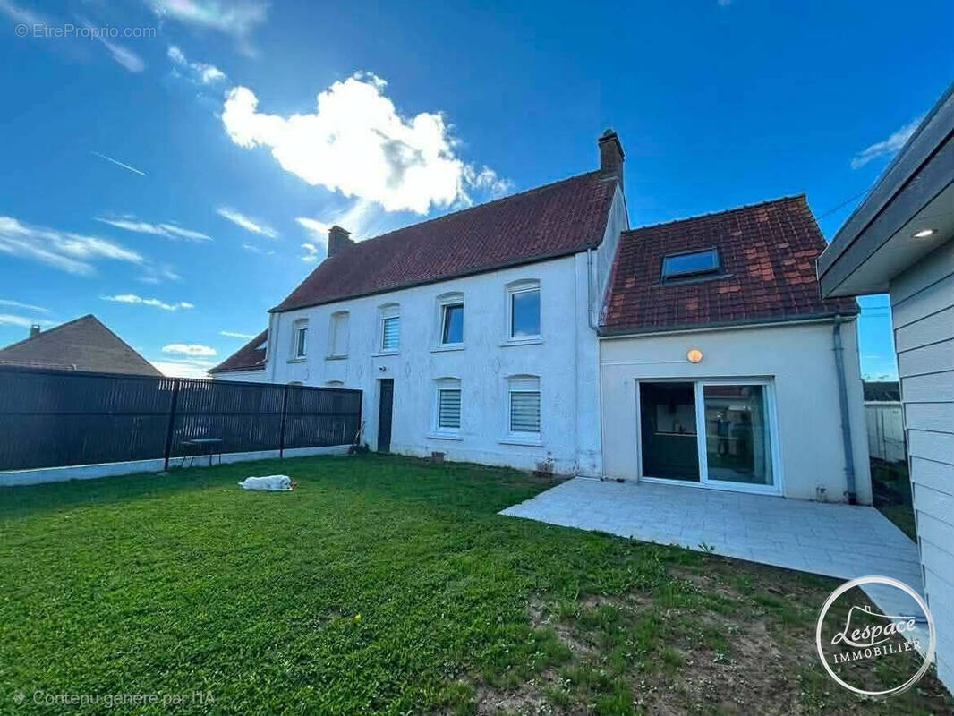 Maison à LICQUES