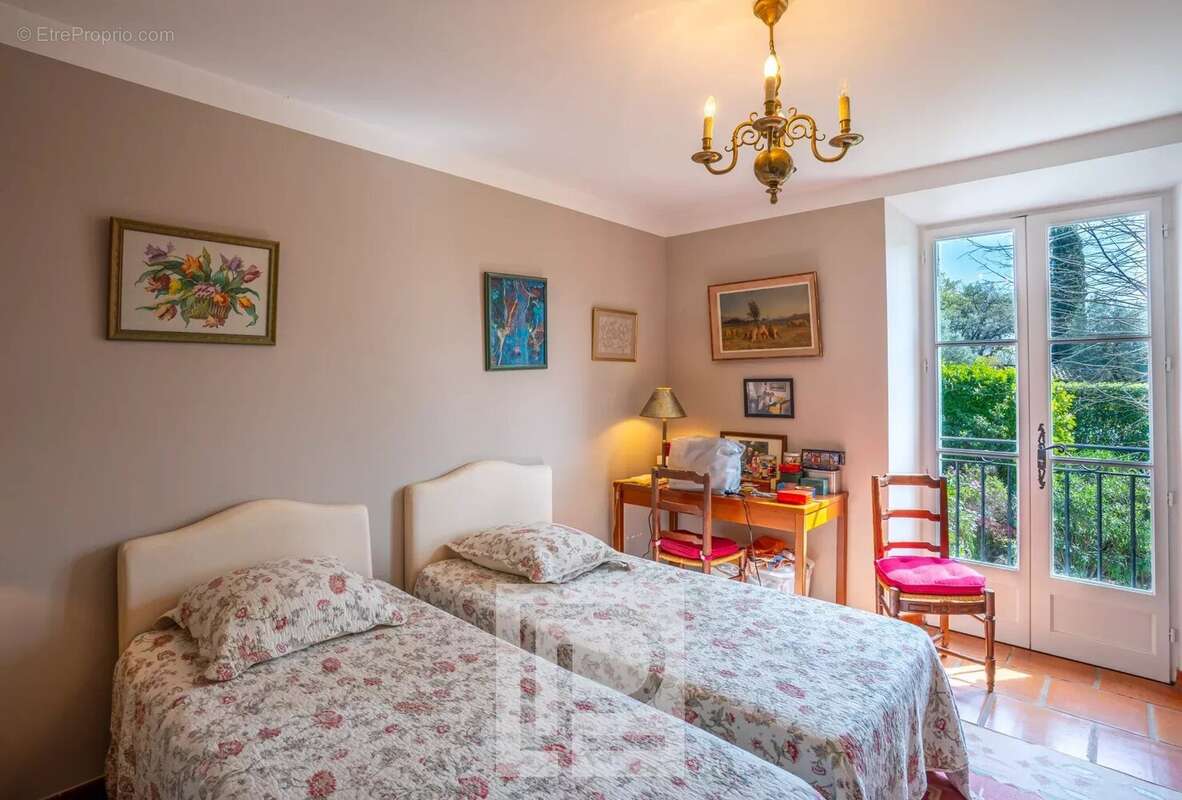 Propriété de charme avec vue panoramique - photo 15