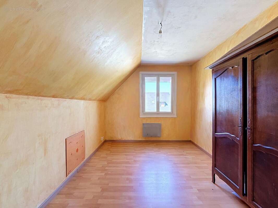 Maison 95 m² à Parce-Sur-Sarthe  - photo 8