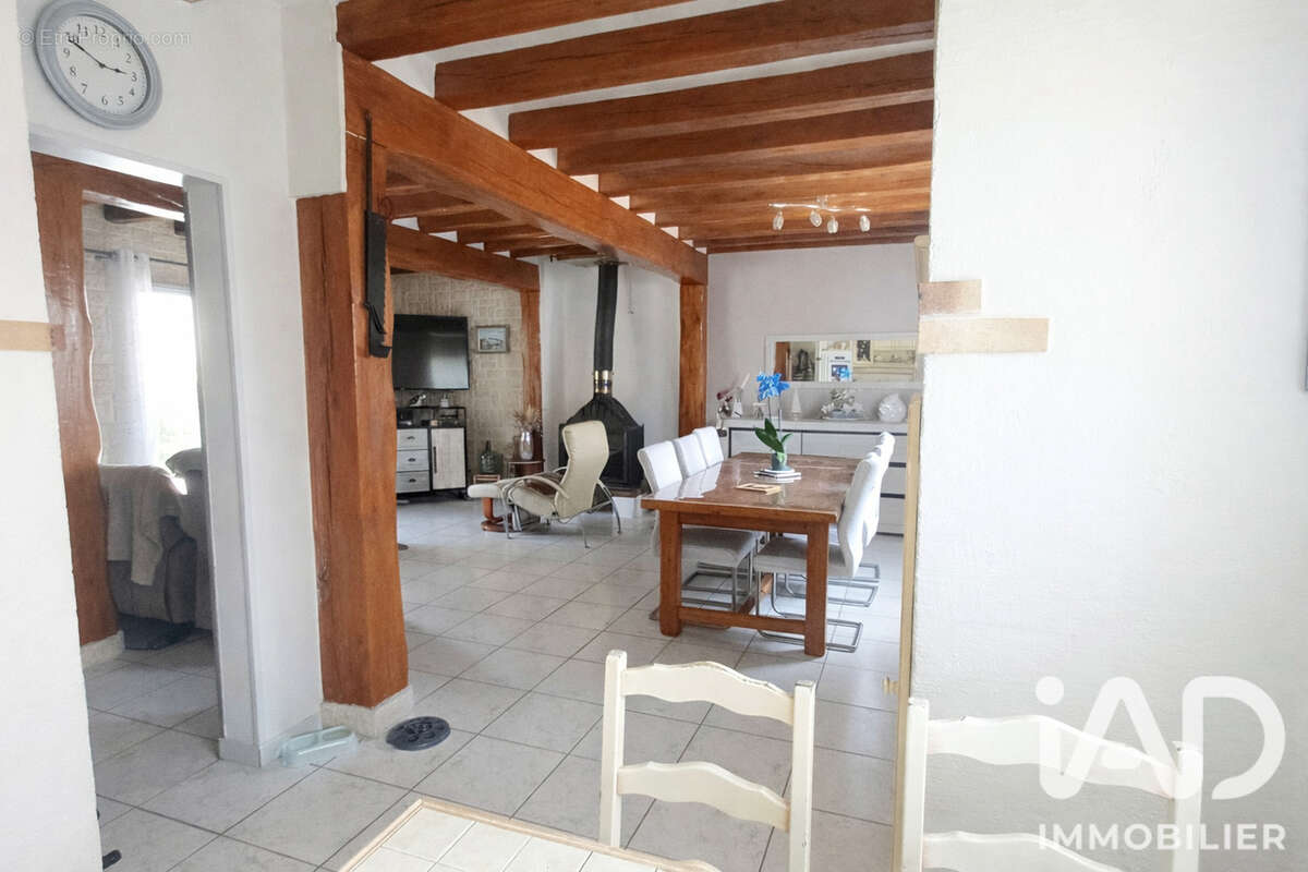 Maison 139 m² à Quittebeuf  - photo 5