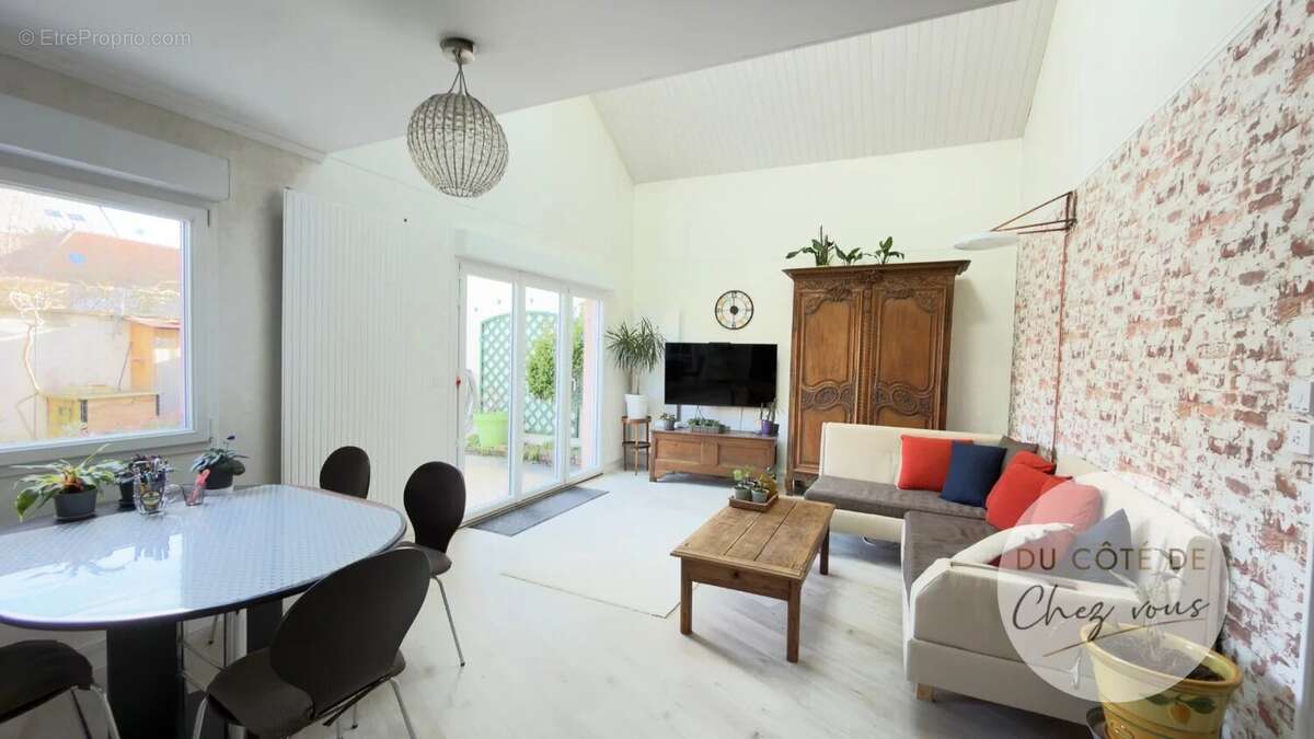 Appartement à SAINT-ANDRE-LES-VERGERS