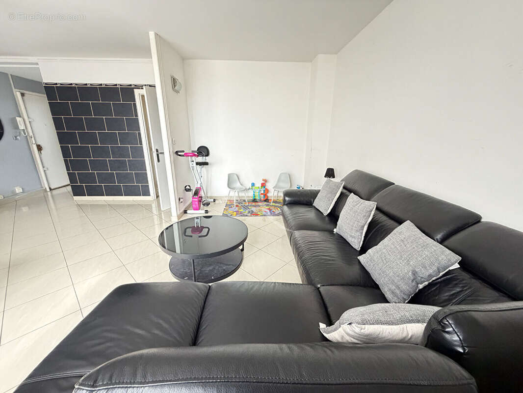 Appartement à LIVRY-GARGAN