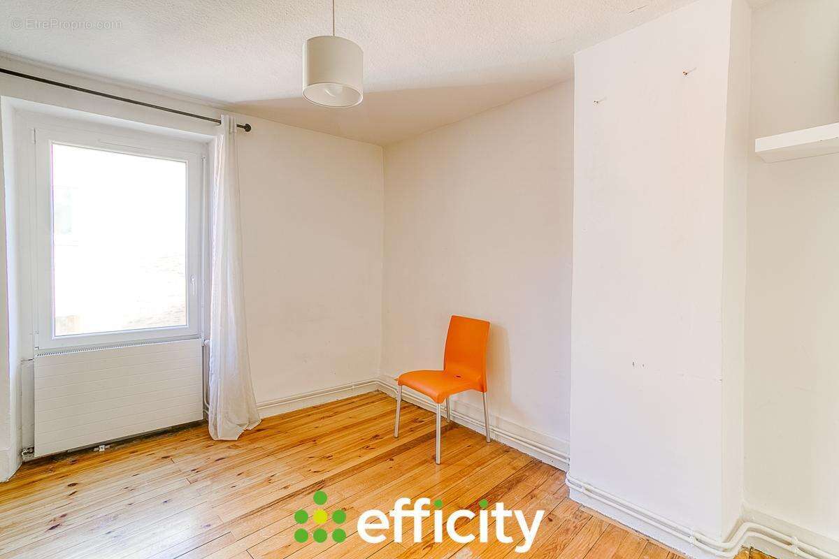 Maison à CHASSE-SUR-RHONE