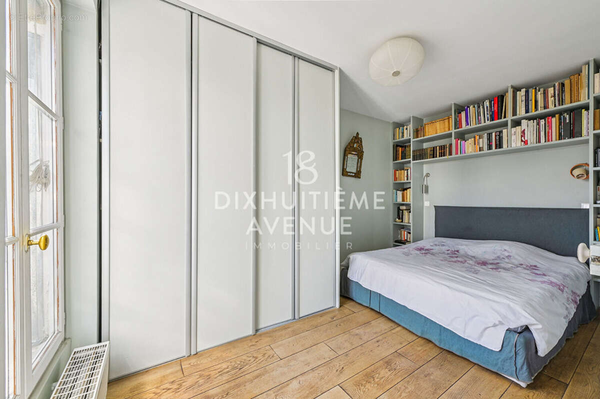 Appartement à PARIS-18E