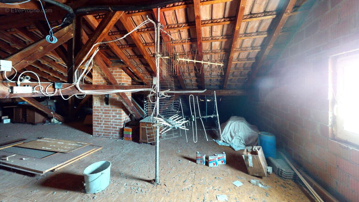 Maison de caractère avec beau potentiel d'évolution - photo 22