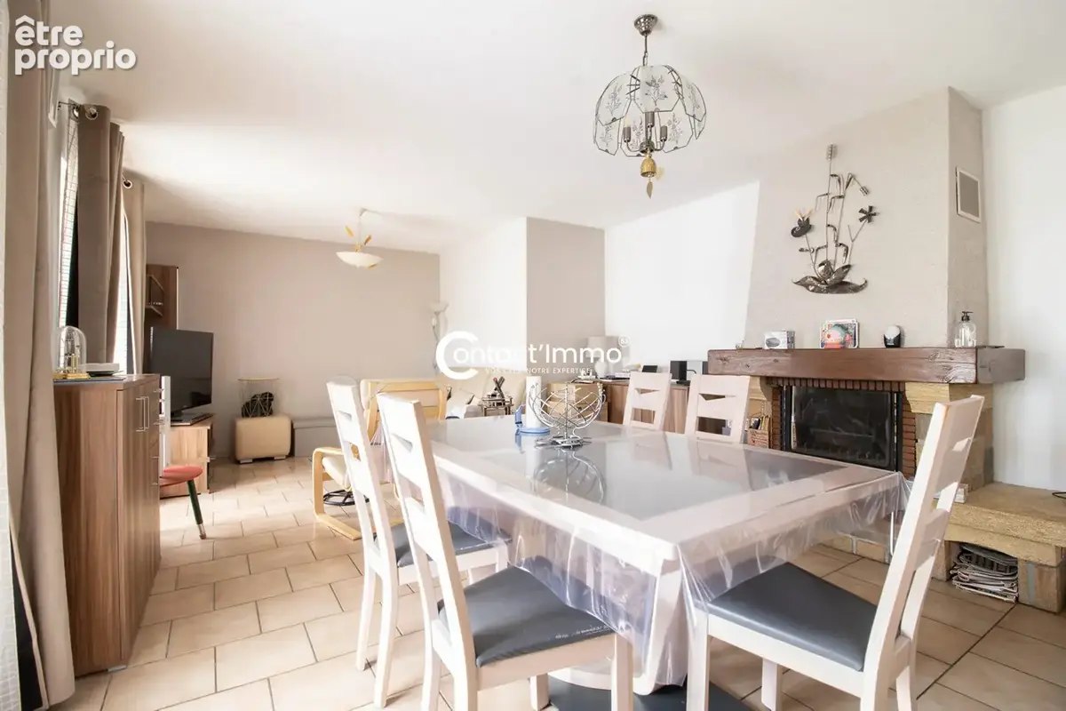 Maison 4 pièces 96 m² à vendre à Chateaugay (63119) - photo 2