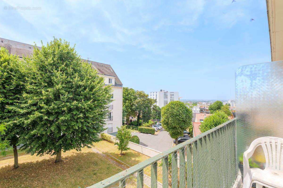 Appartement à BOISSY-SAINT-LEGER