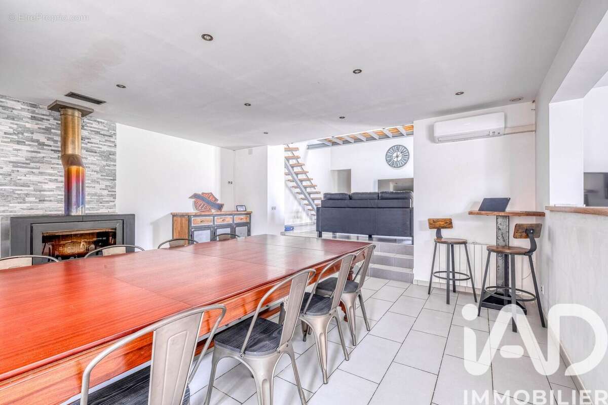Maison 217 m² à Vendrest  - photo 6