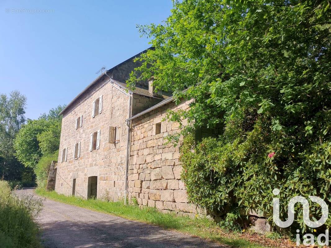 Photo 1 - Maison à PEYRELEVADE