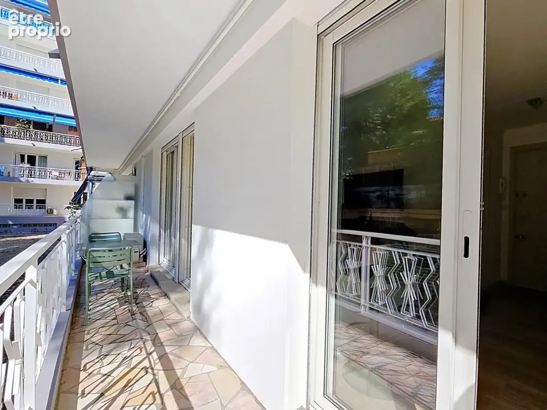 Le cannet limite cannes : appartement eniterement refait a neuf - photo 4