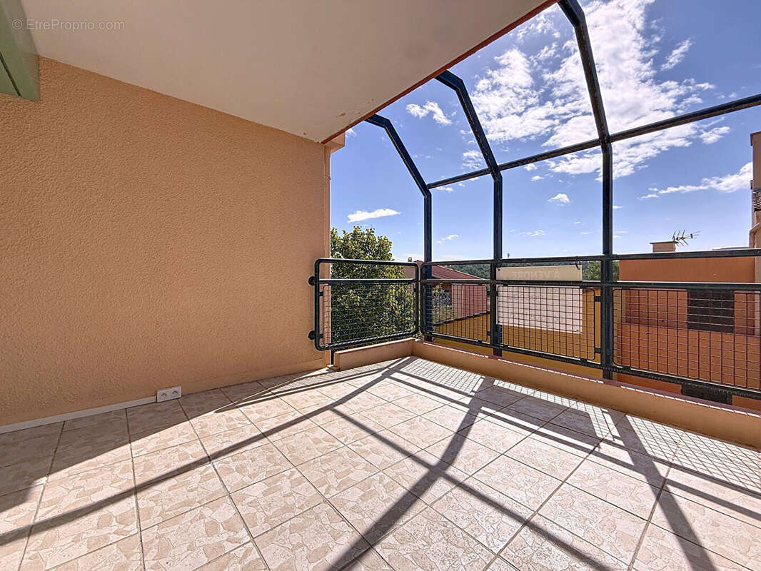 Appartement à VALBONNE