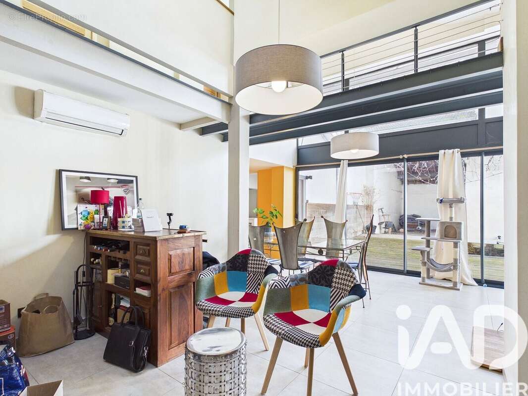 Maison 178 m² à Troyes  - photo 2