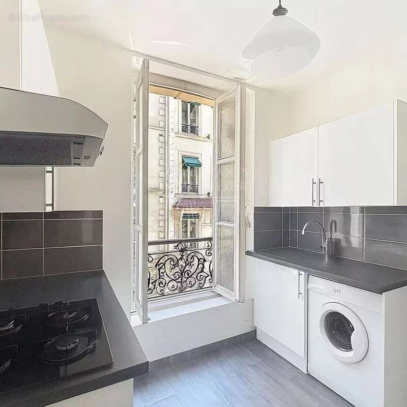 Appartement à PARIS-9E