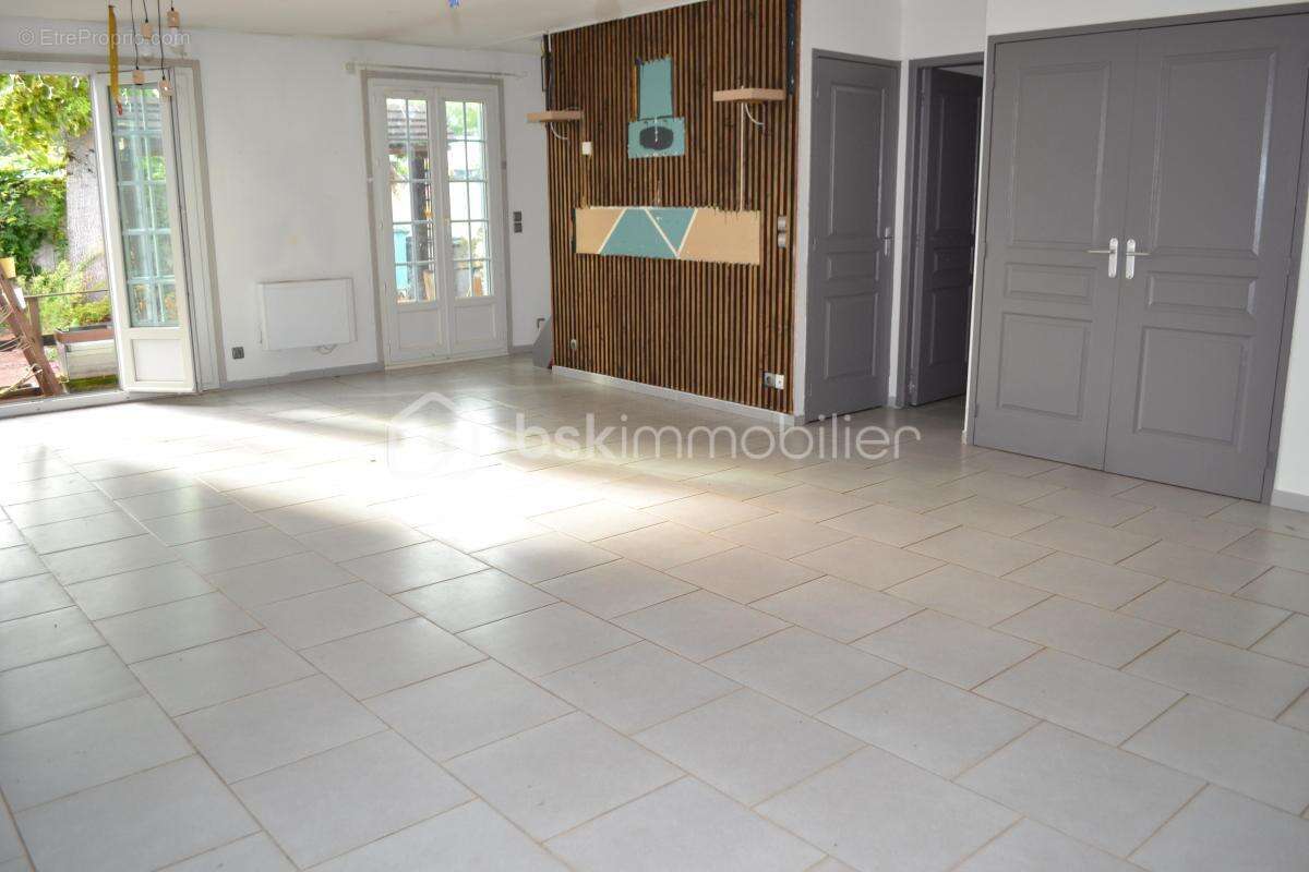 maison de 100m² et son garage de 125 m² - photo 3