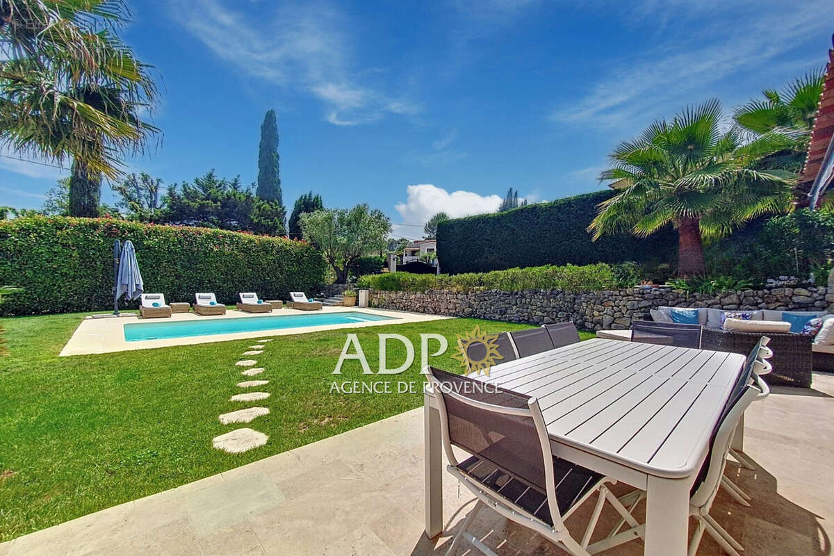 Maison à PEYMEINADE