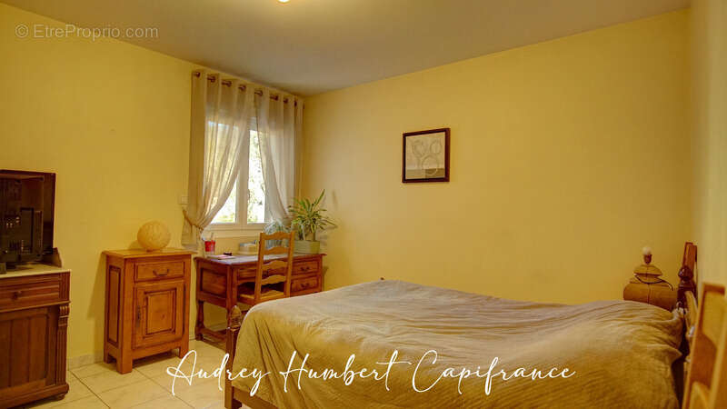 Maison à VIGNEULLES-LES-HATTONCHATEL