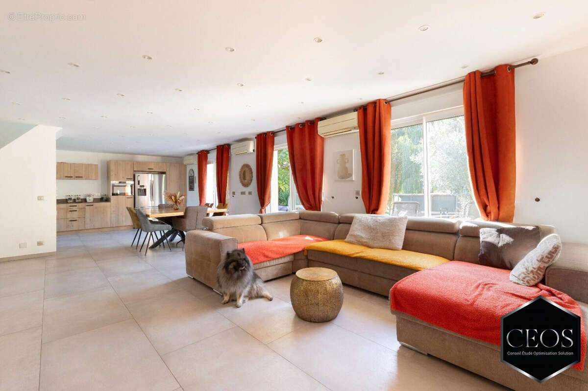 Vente Maison 280 m² Augers-En-Brie - EtreProprio