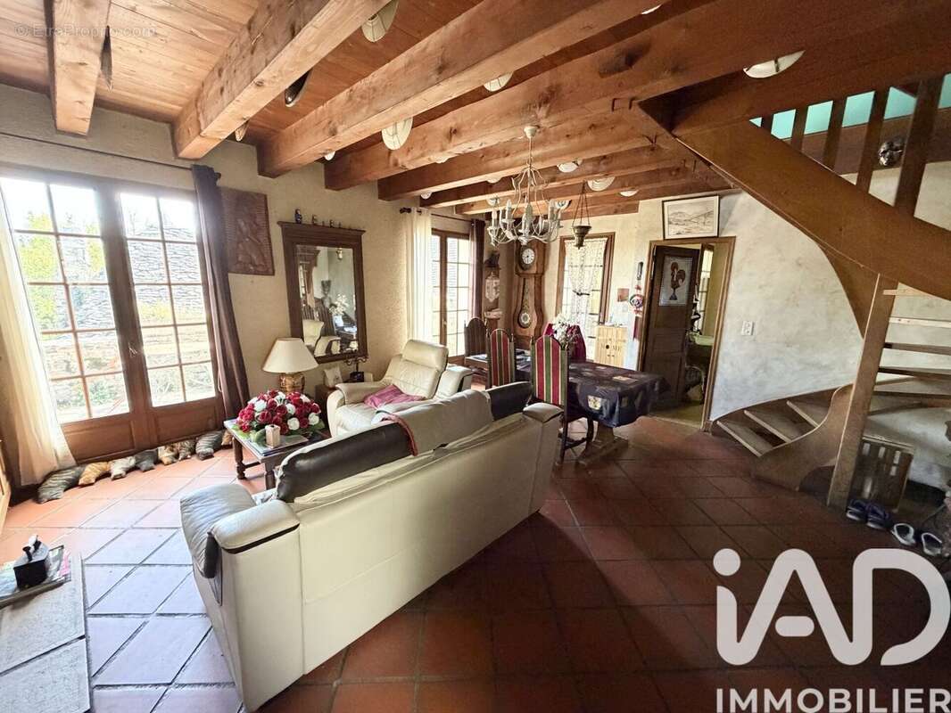 Maison 110 m² à Beduer  - photo 7