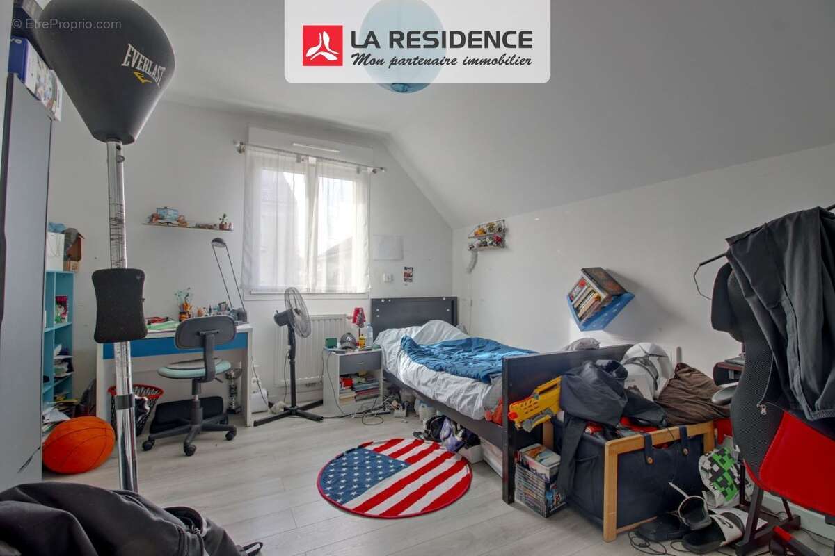 Maison à SARTROUVILLE