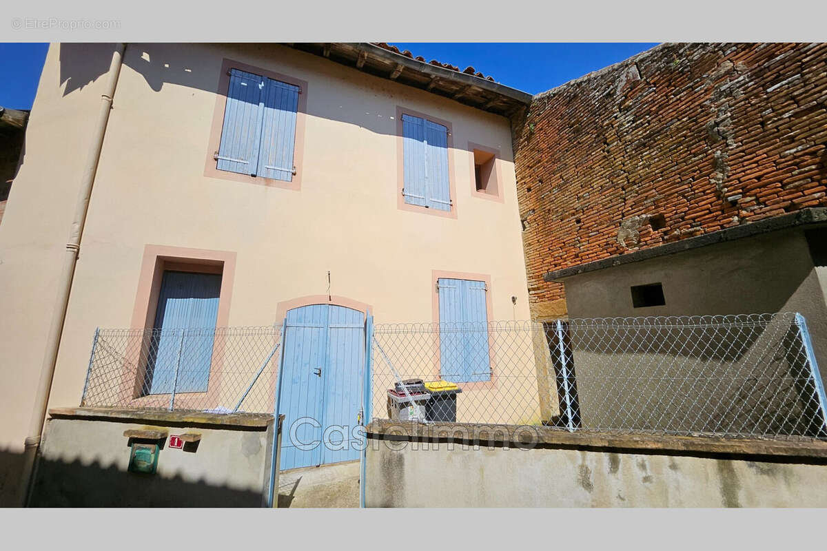 Maison à SAINT-PORQUIER