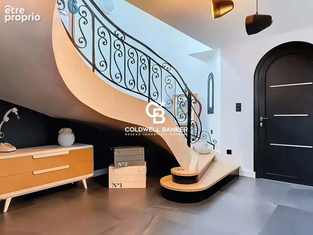 Les Sables-d’Olonne – Quartier des Présidents – Villa rénovée avec piscine à 50 m de la plage - photo 9