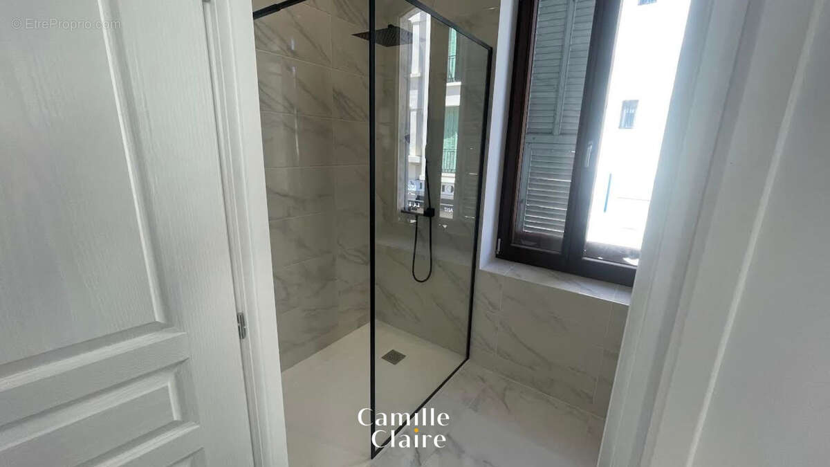 Appartement T4 92 m2 refait à neuf - photo 12
