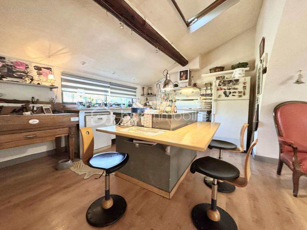 Maison à NISSAN-LEZ-ENSERUNE