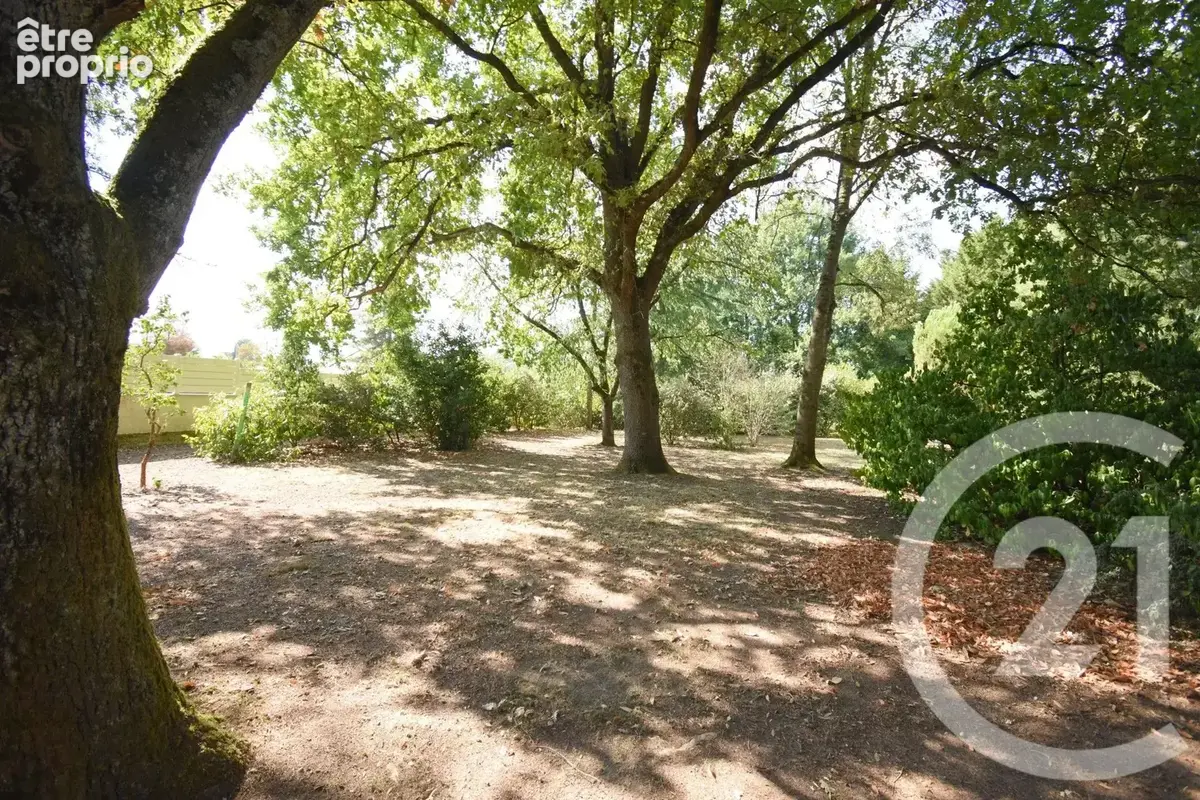 Maison 110 m² à Creuzier-Le-Vieux  - photo 2