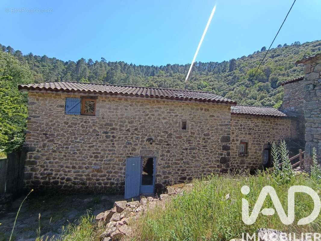 Maison 138 m² à Joannas  - photo 2