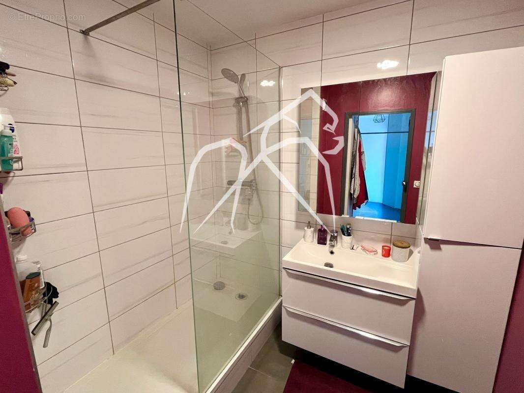 Appartement 3 pièces  63 m²  1er étage avec balcon  St Clément - Jardin des Plantes  76100 Rouen - photo 7