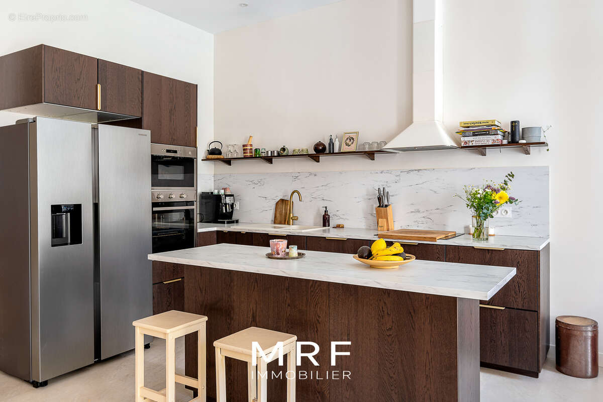 Appartement à MARSEILLE-5E