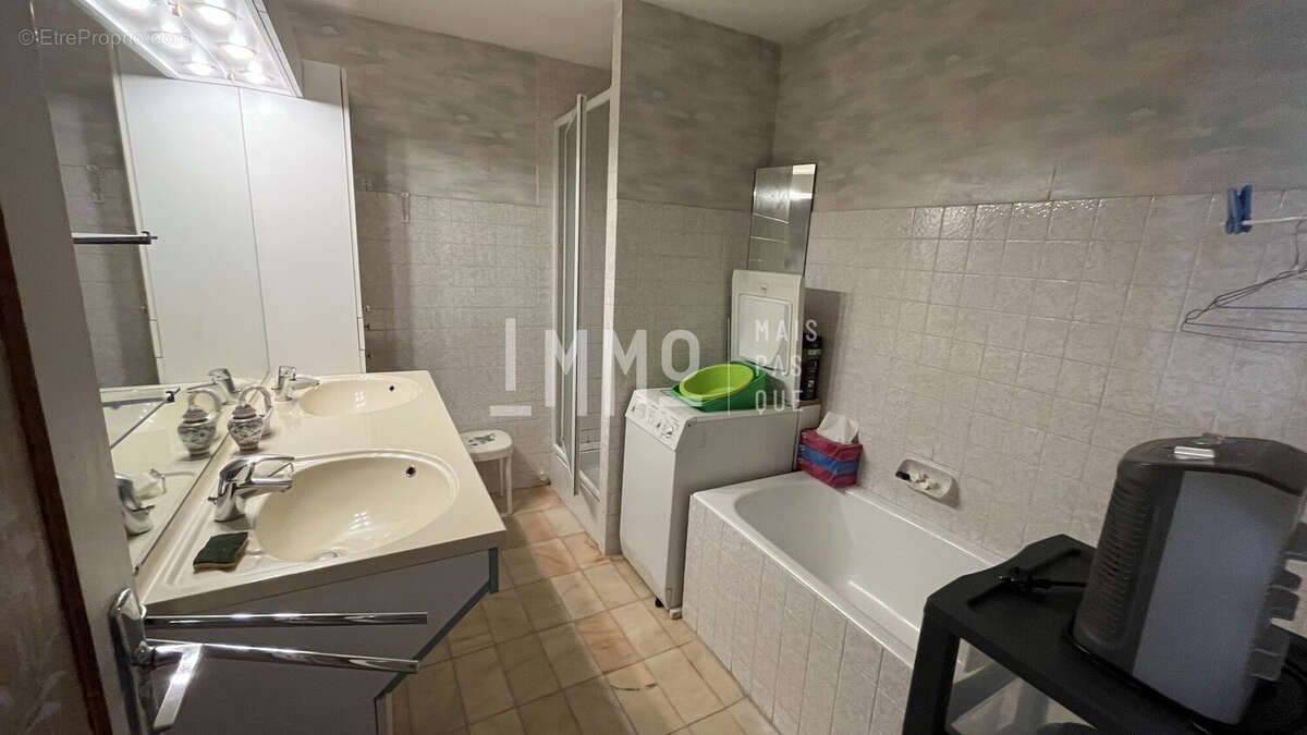 Maison à BESSE-SUR-BRAYE