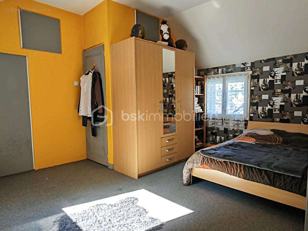 Maison de 140m² avec 4 chambre et 1 bureau à Bouttencourt 80220 - photo 12