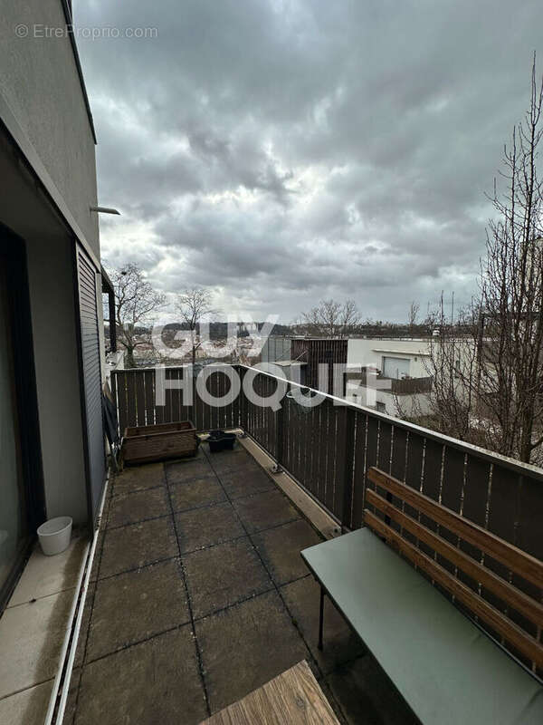 Appartement à LYON-9E