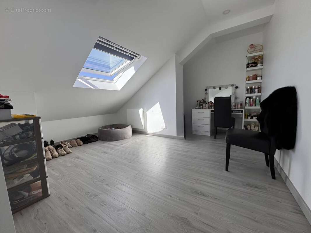 Maison à LOURCHES