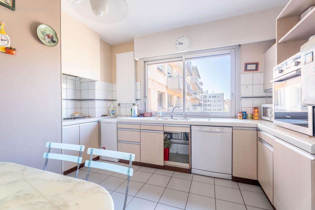 Appartement à LYON-6E