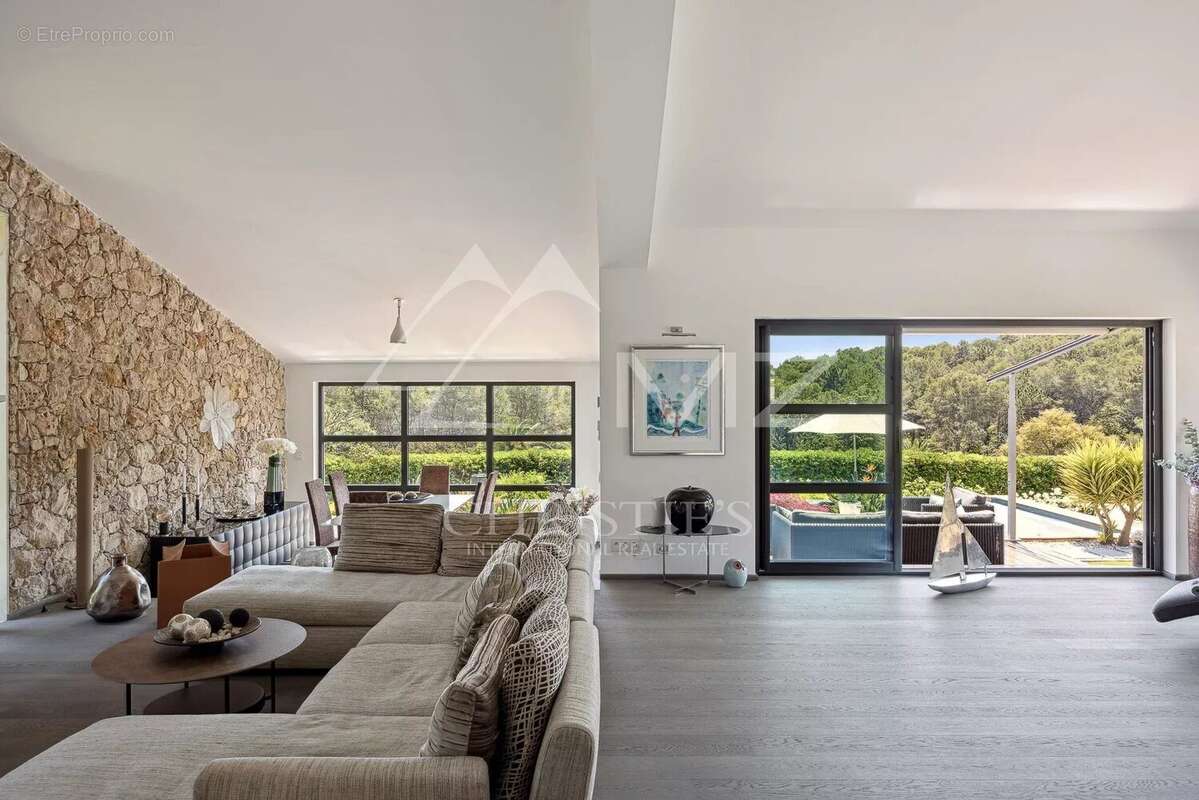 Villa d'exception au cœur des Parcs de Mougins - photo 3