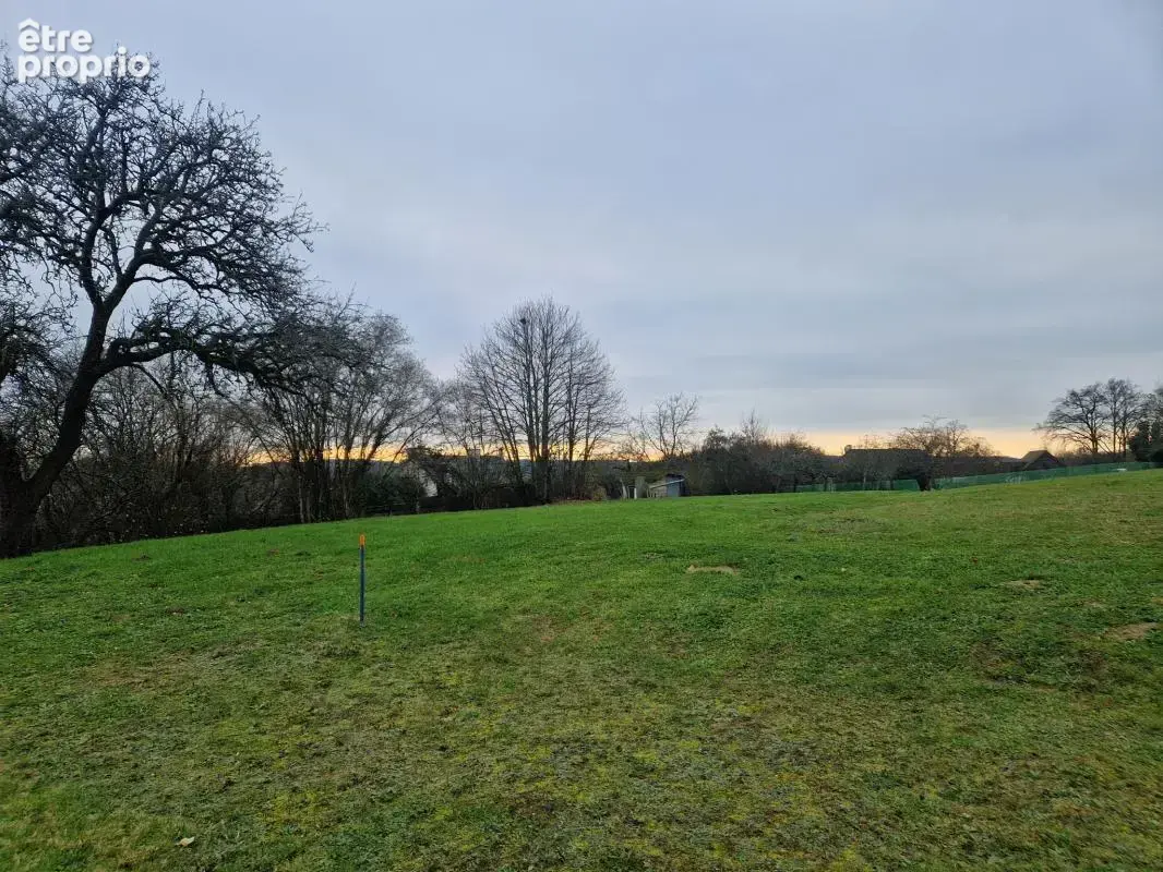 Terrain à CHAMPAGNE