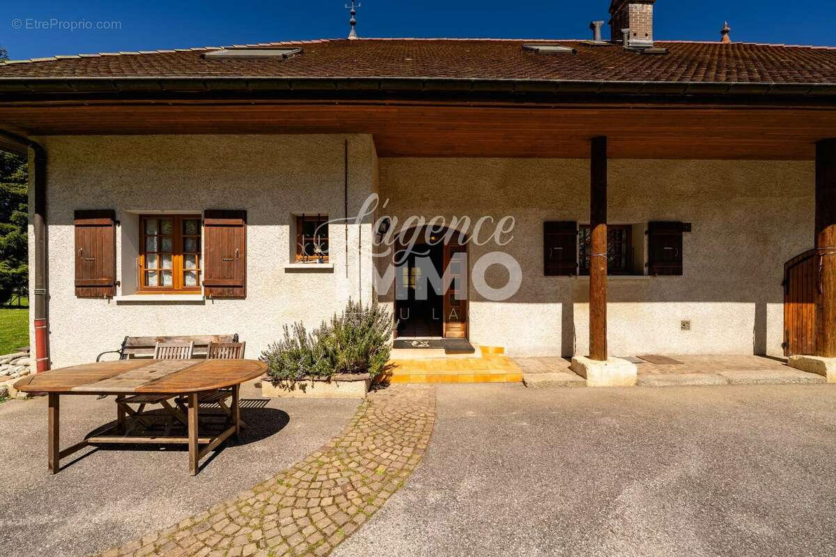 Maison familiale à St-Jorioz avec grand terrain - photo 13