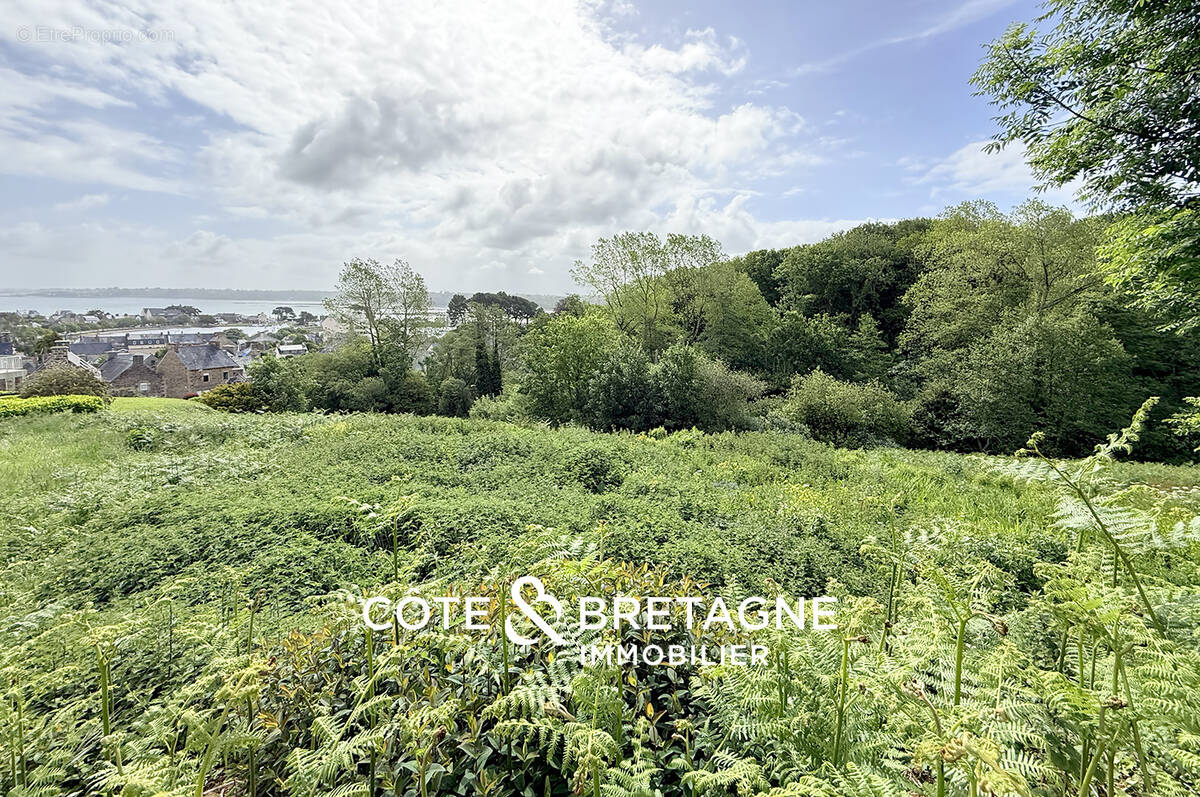 Terrain à PERROS-GUIREC