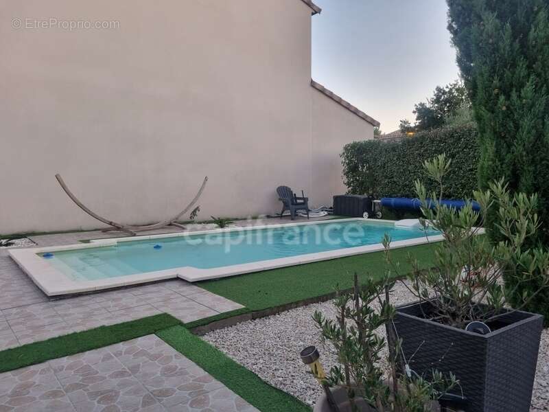 Maison à ROCHEFORT-DU-GARD