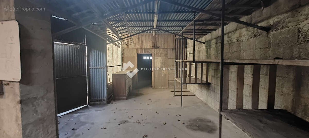 Appartement à CAUREL