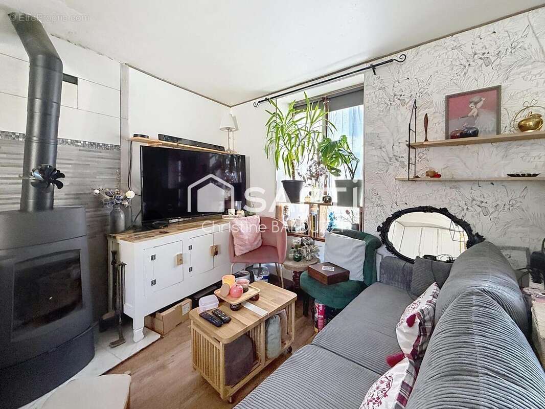 Photo 5 - Maison à MONTREUIL-AUX-LIONS