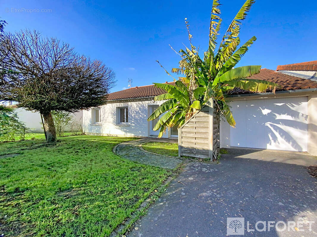 Maison à SAINT-LEGER-SOUS-CHOLET