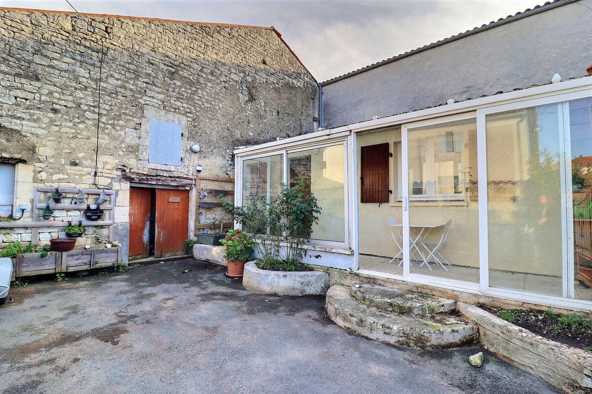 Maison fonctionnelle 3 à 4 chambres - Vie possible de plain-pied - photo 7