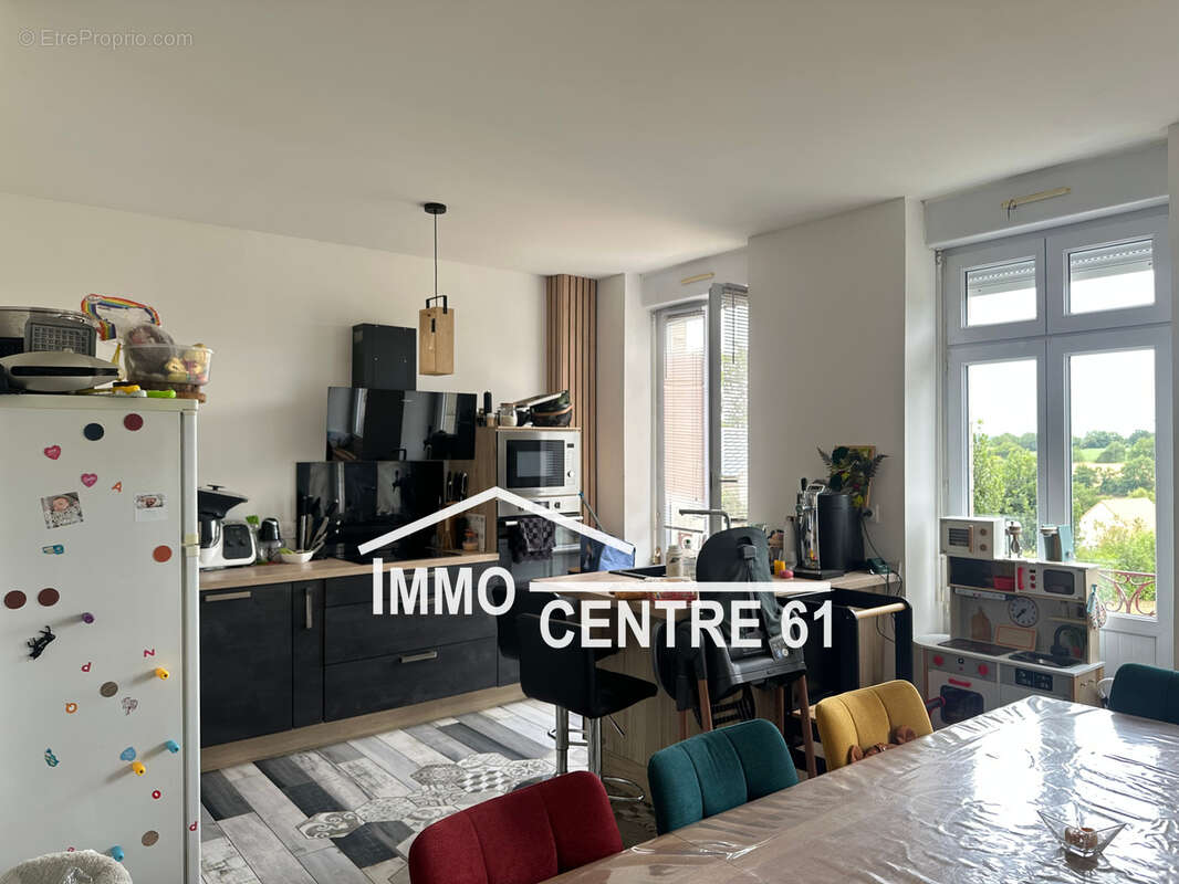 Maison de caractère sur 2000m2 de terrain - photo 3