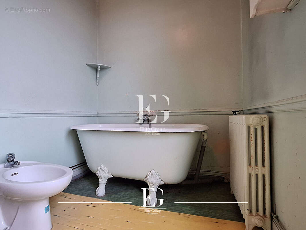 Maison à SAINT-FRAIGNE