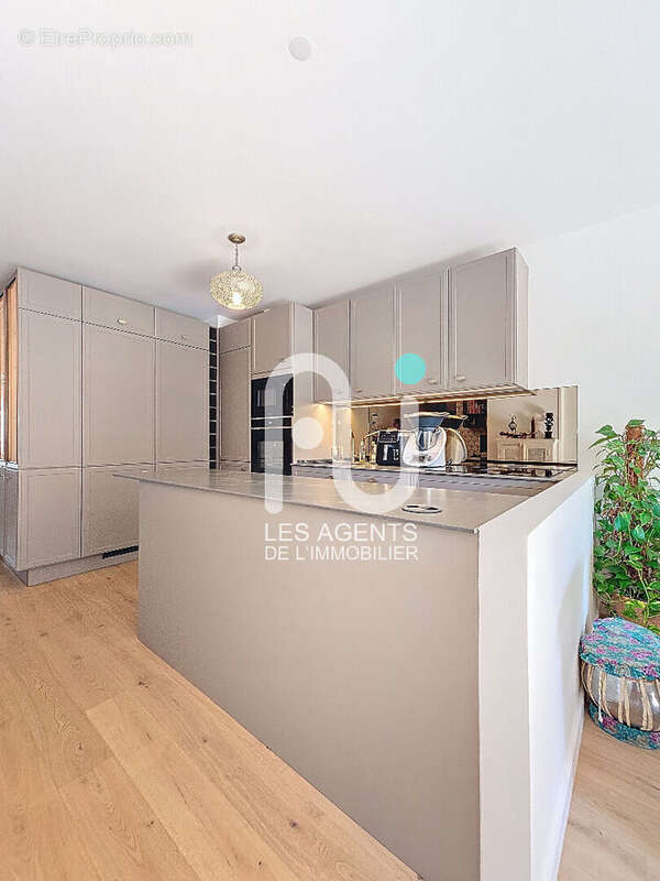 Appartement à ASNIERES-SUR-SEINE